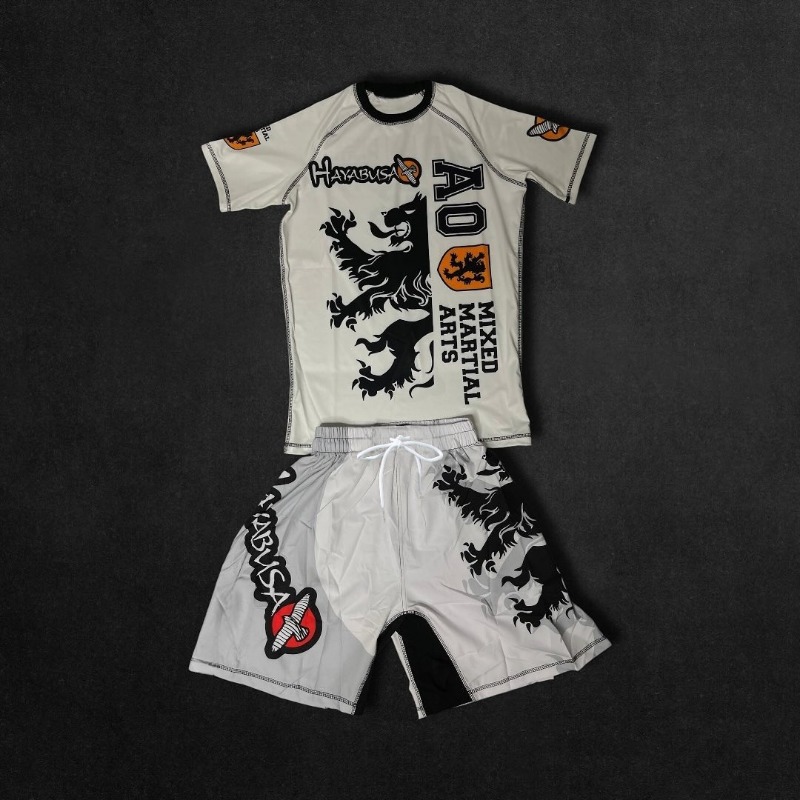 Conjunto de Roupa Esportiva Re - Sports Equipment Set avaliação e preço